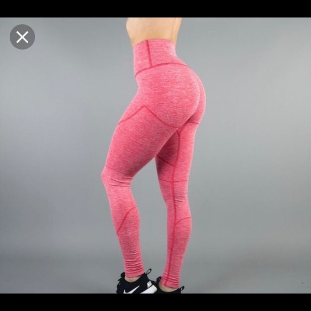 ISO will pay $110 size small great condition
